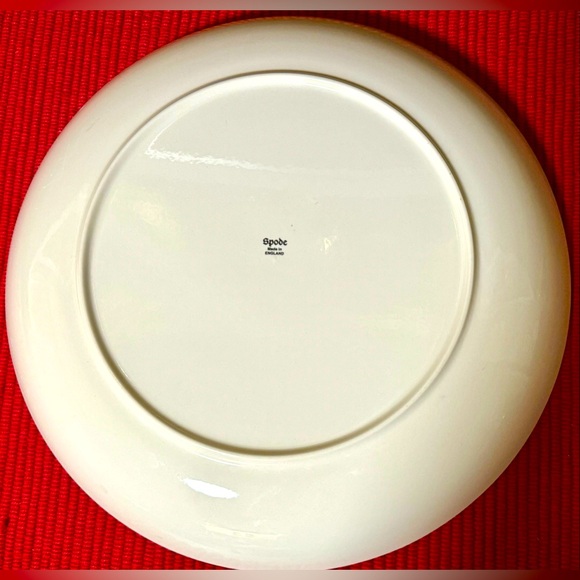 NWOT Spode Red Roses and Leaves Pasta Serving Bowl Pattern SP374 RARE 12” - Picture 7 of 7